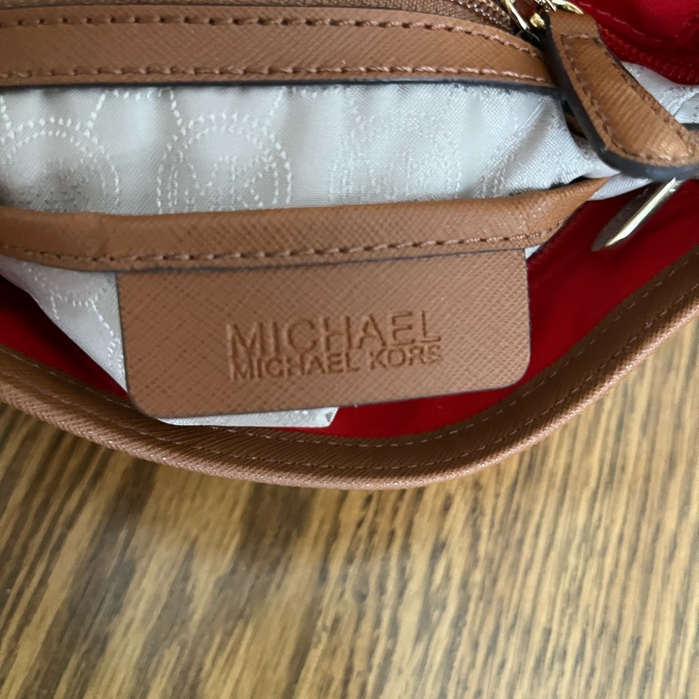 NWOT Michael Michael Kors Red Crossbody Bag - Picture 6 of 13